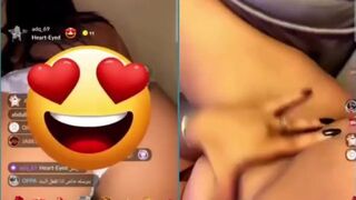 سكس كيكة ام شامبو واحلا لايف كله دلع واهات وكلام نيك