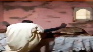 سكس فلاحي صعيدي علق بالجلابية بينيك شرموطة محجبة